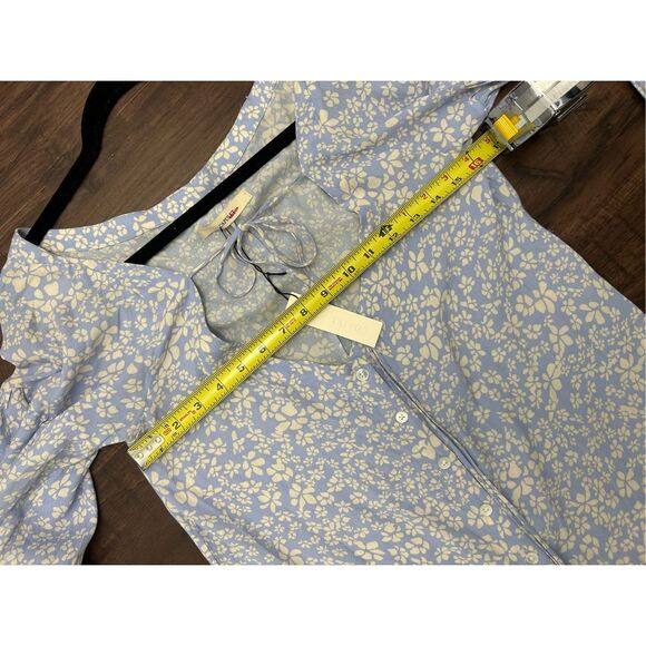Capulet NWT Blue White Floral Tye Blouse, Sz Medium* - Picture 3 of 9